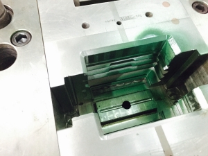 防塵罩模具F8932-3，防塵罩塑膠模具
